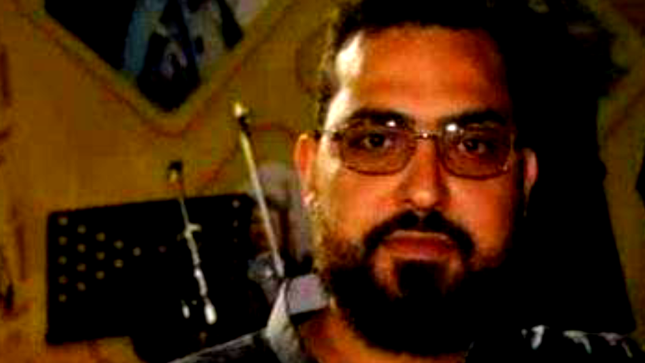 اغتيال مسؤول حزب الله في منطقة الناقورة حسين يزبك واثنين من مرافقيه بغارة جوية