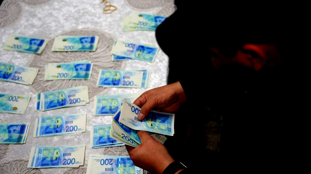 عقب تحقيق استمر أشهر عدّة| اعتقال شابين من بلدة البعنة بشبهة تهديد وابتزاز مقاول من منطقة الشمال