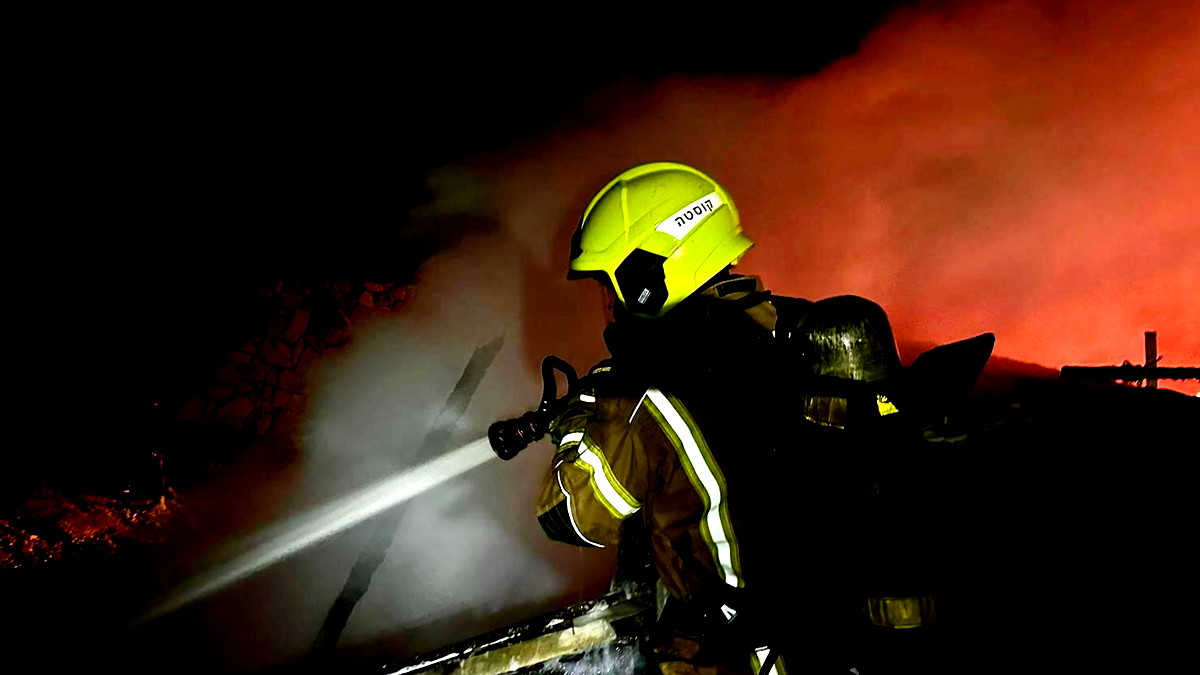 اندلاع حريق في منزل بقرية البقيعة دون الإبلاغ عن إصابات