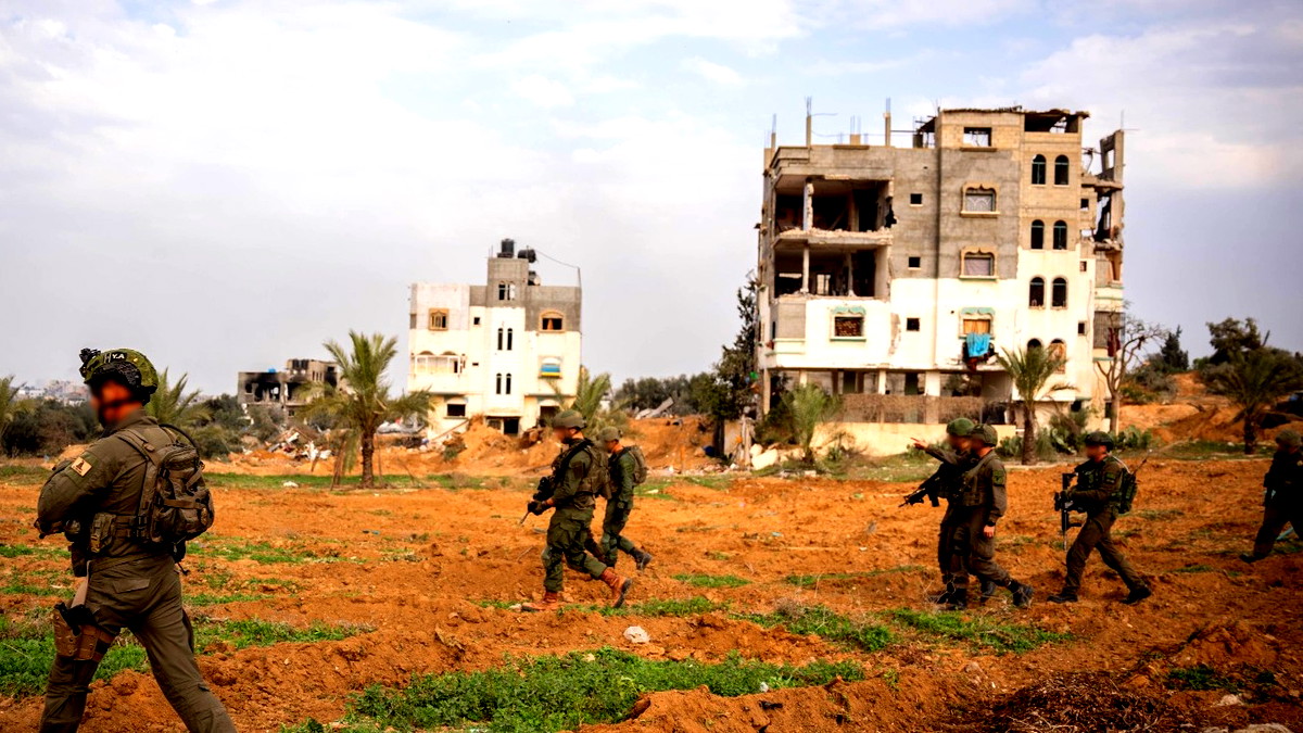 الجيش الإسرائيلي يعلن اغتيال حسن عكاشة مسؤول إطلاق القذائف الصاروخية من داخل الأراضي السورية نحو إسرائيل 