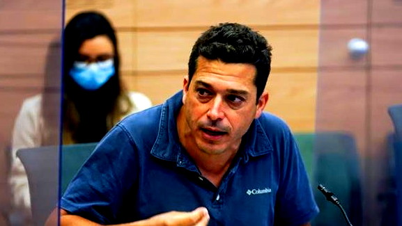 عميحاي شيكلي يستقيل من منصبه كوزير للمساواة الاجتماعية