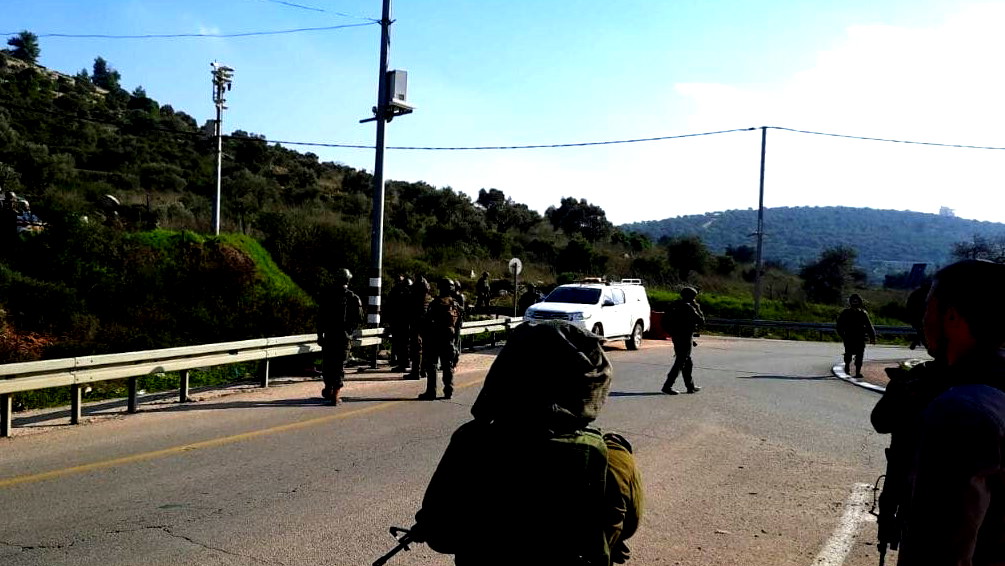 أنباء أولية: محاولة تنفيذ عملية طعن بالقرب من رام الله- تمّ تحييد المنفذ في المكان