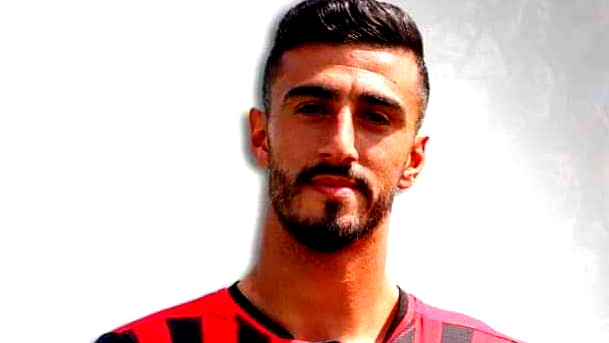 بعد تدخل الفيفا- المدافع الفحماوي عميد محاجنة سيشارك مع منتخب فلسطين في بطولة اسيا لكرة القدم