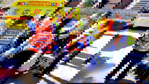 شبهات لمحاولة تنفيذ عملية اطلاق نار قرب الخليل- مقتل شاب برصاص الشرطة واصابة اخر