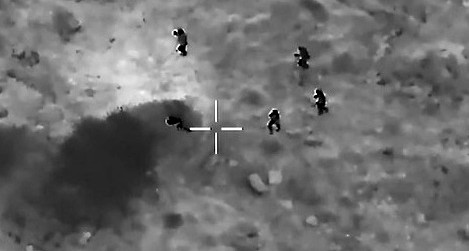 اعتقال 3 فلسطينيين من الضفة تسللوا لقاعدة عسكرية إسرائيلية في الجنوب وسرقوا منها أسلحة 