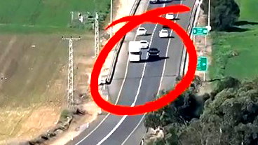 الشرطة تطلق حملة "سماء زرقاء" باستخدام مسيرات في الجو لرصد التجاوزات المرورية 