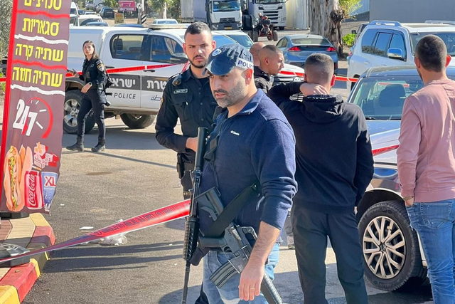 إصابة ثلاثة أشخاص إثر حادثة عنف في دبورية- أحدهم (40 عاما) بحالة خطيرة