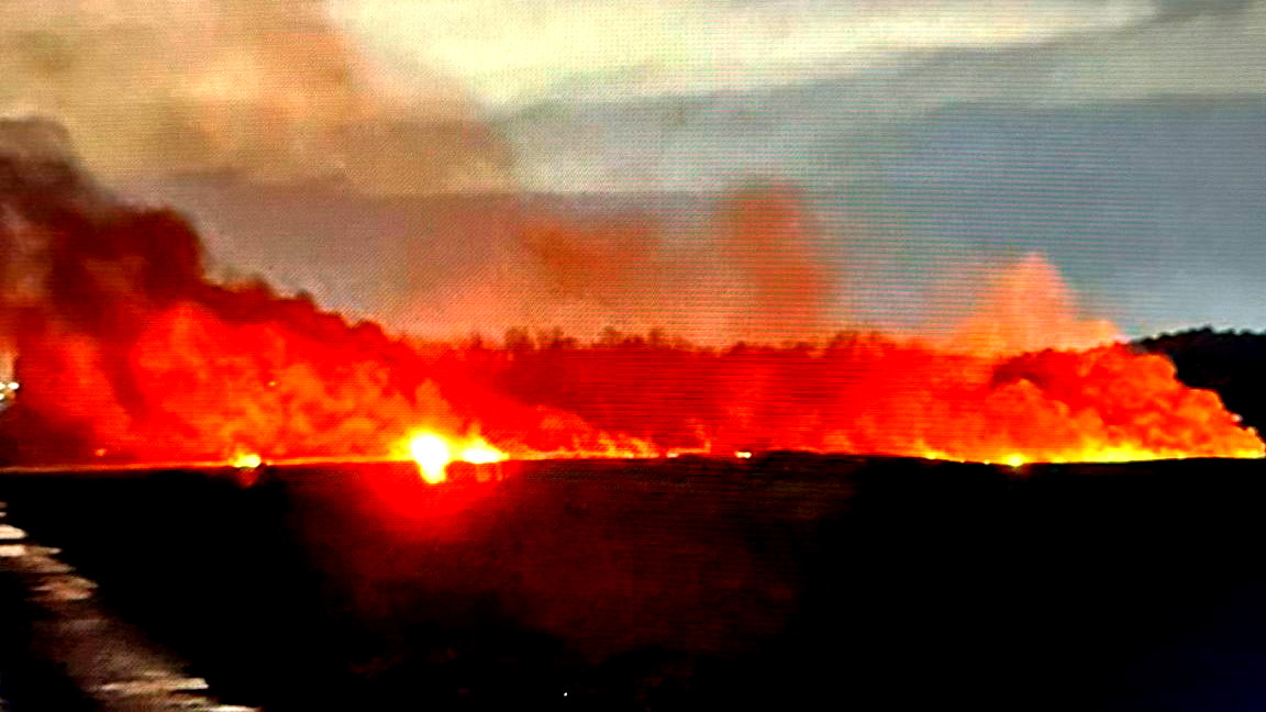 مركز البلاد: اندلاع النيران داخل طيارة عسكرية بدون طيار عقب تحطهما- لم تُسجل إصابات