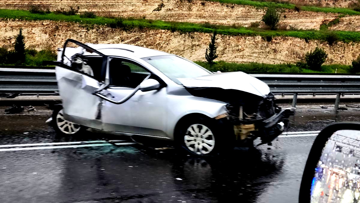 إصابة شابتين بحادث طرق على شارع 70 بين مفرق سوميخ وتقاطع جفعات ألونيم - حالتهما متوسطة 