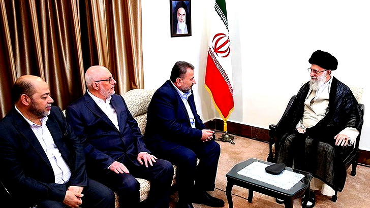 خامنئي يدعو الدول الإسلامية إلى توجيه ضربة قاضية لإسرائيل ويحدد كيفيتها