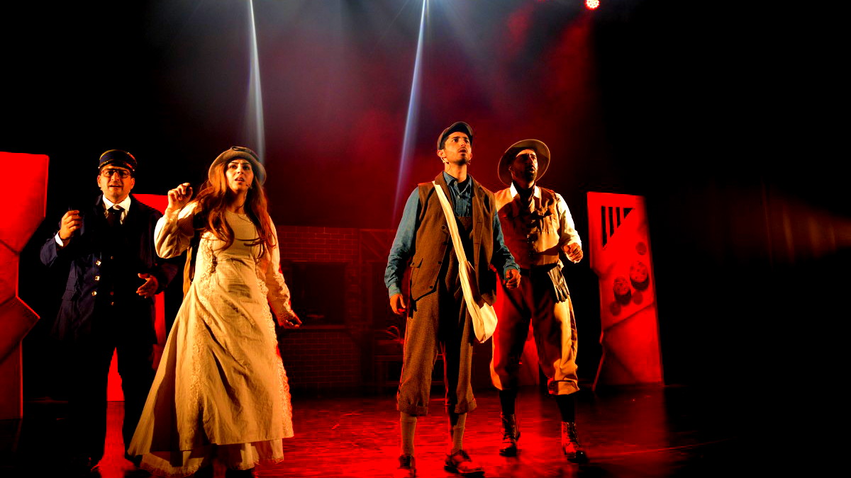 عرض تجريبي لمسرحية "انا عبقري" بحضور معلمين وطلاب من مدارس وادي عارة الابتدائية