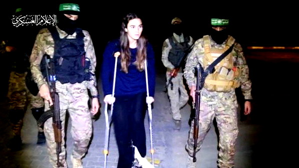 الوفد الاسرائيلي يصل القاهرة: المفاوضات مع حماس ستستغرق 10 أيام قبل بدء وقف إطلاق النار