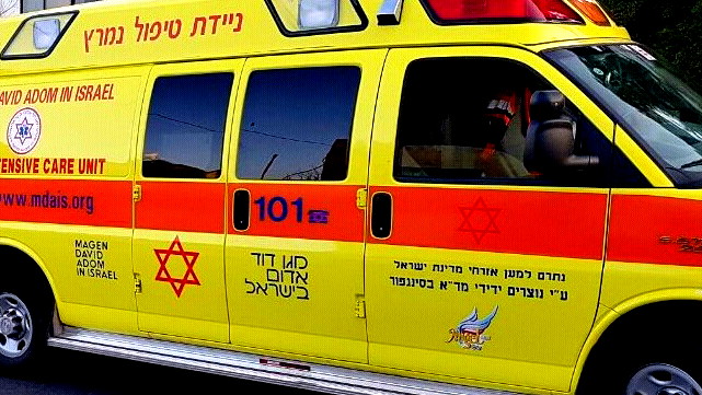 إصابة سائق دراجة نارية (19 عامًا) بحادث طرق مروع قرب بلدة عرعرة - حالته خطيرة