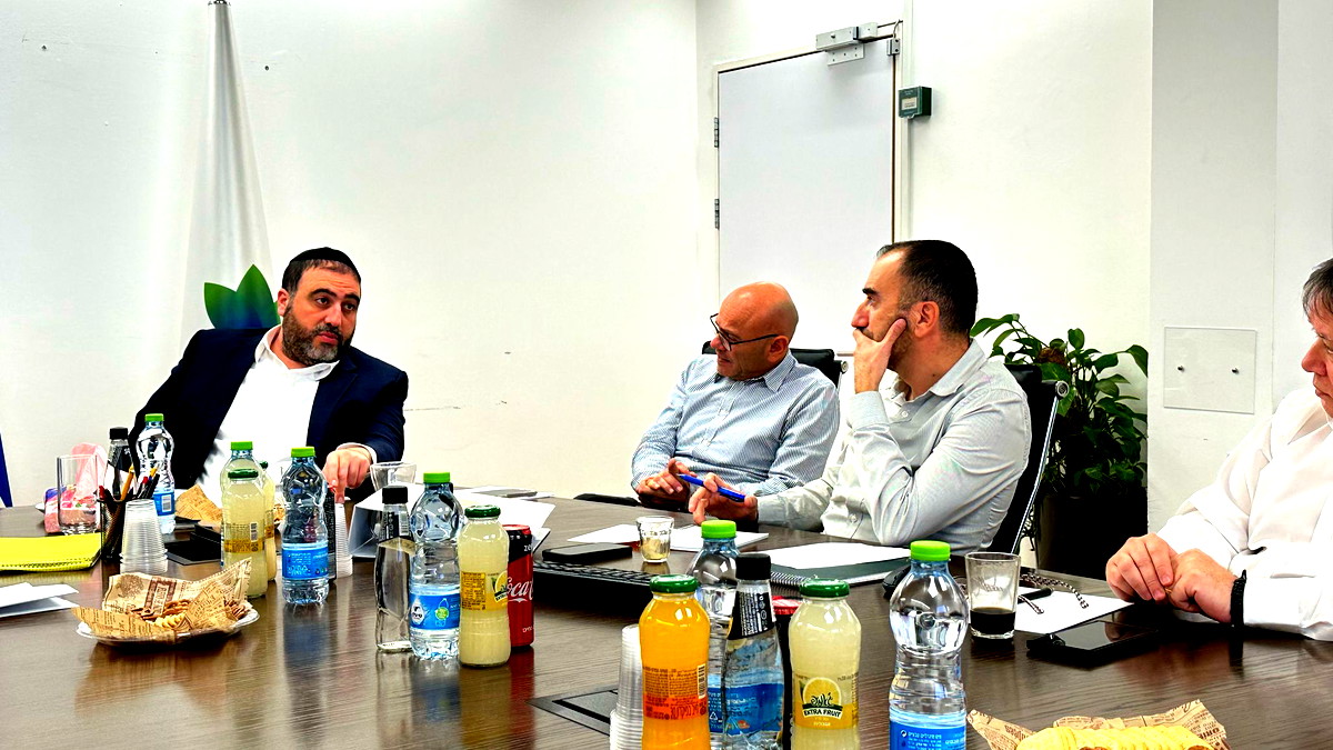 عرض توصيات لوزير الداخلية لخطة تطوير وبناء جديدة في البلدات الدرزية والشركسية