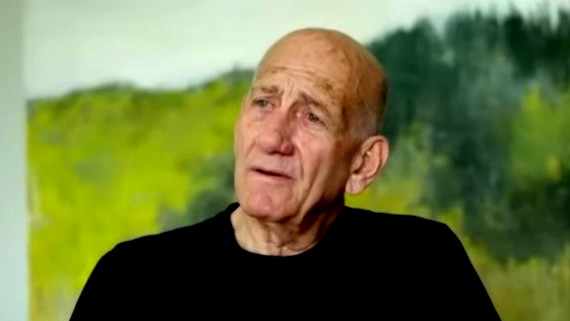 أولمرت: هدف نتنياهو وحكومته تطهير الضفة الغربية من سكانها الفلسطينيين والمسجد الأقصى من المصلين المسلمين