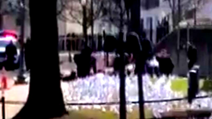 الولايات المتحدة الأمريكية: رجل يشعل النار في نفسه أمام السفارة الإسرائيلية