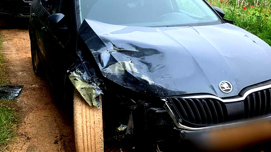 توثيق بالفيديو - اعتقال شاب من الزرازير بشبهة التسبب بحادث طرق وتقديم بلاغ كاذب للشرطة حول عملية سطو