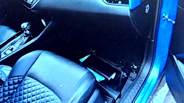 اعتقال شابين احدهما من الضفة بشبهة سرقة سيارات في القدس والقيادة دون اصدار رخصة