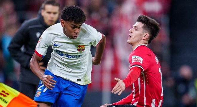 موقعة سان ماميس بين بيلباو وبرشلونة تنتهي بالتعادل السلبي