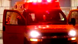 5 مصابين بينهم 3 بحالة خطيرة جراء تعرضهم لجريمة إطلاق نار وطعن في بئر المكسور