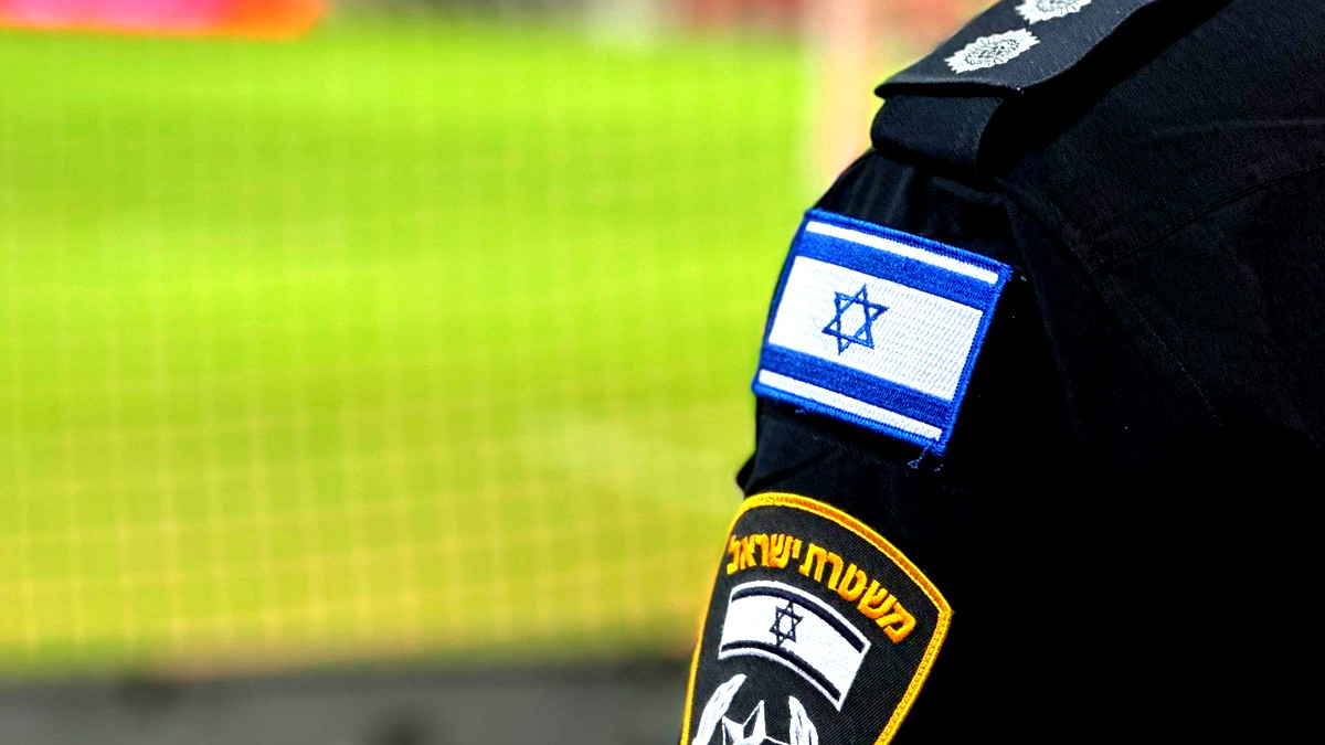 الشرطة تفتح تحقيقا ضد مشجعي اتحاد ابناء سخنين بشبهة اهانة علم الدولة والنشيد الوطني