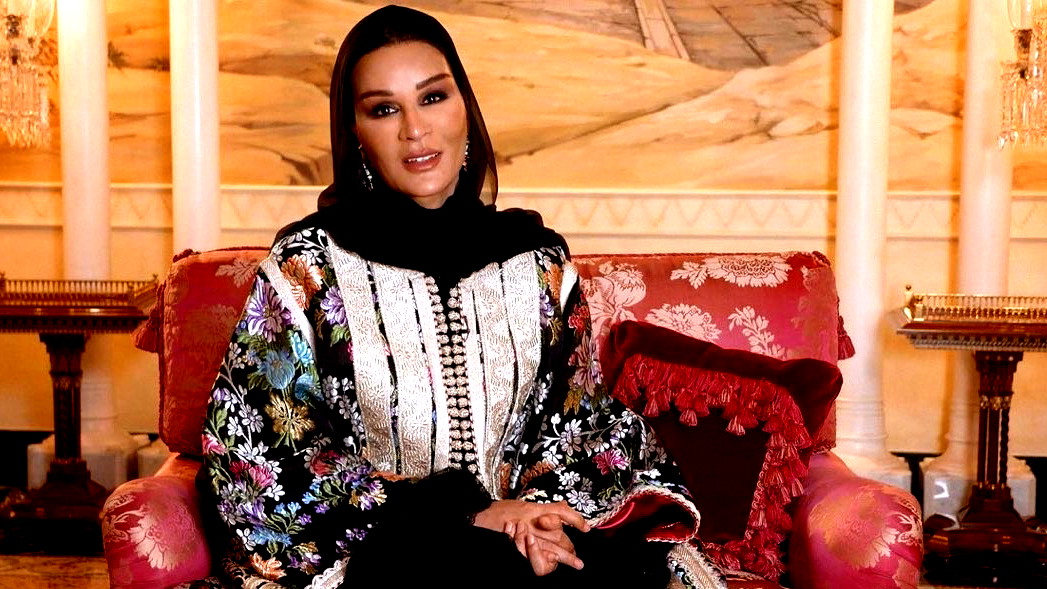 سارة نتنياهو تبعث برسالة إلى والدة أمير قطر تناشدها بالمساعدة في إطلاق سراح الأسرى الإسرائيليين