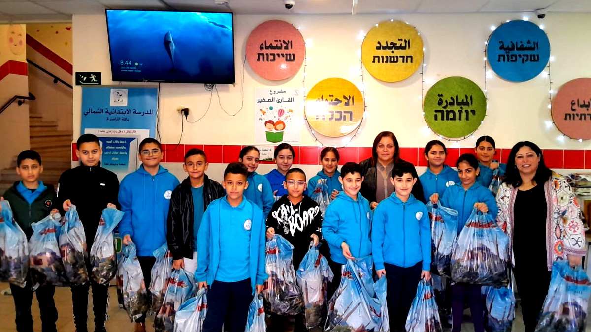 مجموعة قائد ومبادر تقدم التهنئة للمسنين بحلول الشهر الفضيل 