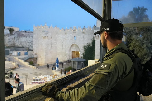 القدس: الشرطة توسّع من نشاطها في البلدة القديمة ومحيطها خلال شهر رمضان المبارك