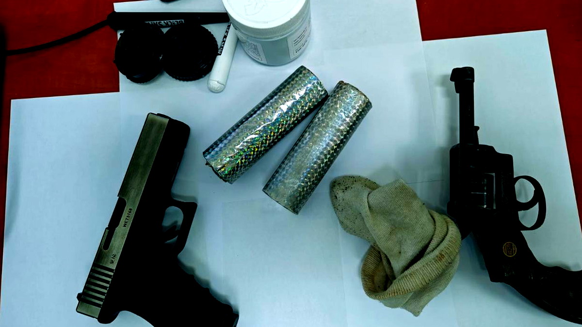 اعتقال شاب (23 عامًا) من كفرقرع بشبهة حيازته اسلحة وذخيرة