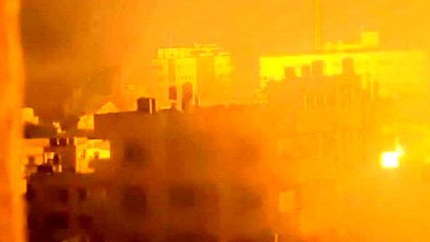 الجيش الإسرائيلي يحاصر مجمع الشفاء الطبي غرب مدينة غزة وسط إطلاق نار كثيف