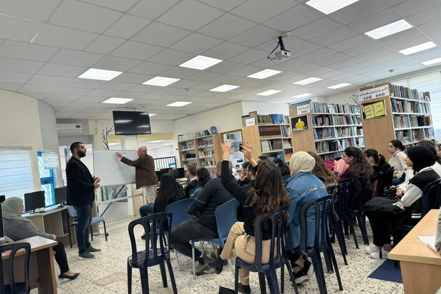 ضمن برنامج فعاليّات رمضانيّة تثقيفيّة: المكتبة العامّة في الرّينة تستضيف الكاتبة أسمهان خلايلة والشّاعر علي هيبي