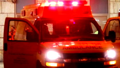 الرملة: إصابة شخص بجروح خطيرة بعد تعرضه لجريمة طعن