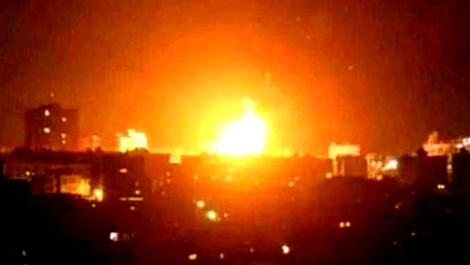 المرصد السوري: ارتفاع عدد قتلى الغارات الإسرائيلية على حلب إلى 44 - الخارجية الروسية تدين "الأعمال الاستفزازية"