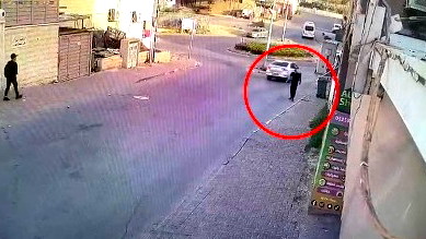 شاهد بالفيديو - مسار المشتبه بتنفيذ عملية الطّعن في بئر السّبع منذ خروجه من منزله وصولًا إلى المحطة المركزية 