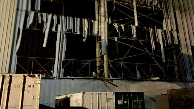 مسيرة انتحارية تستهدف مبنى في ميناء إيلات