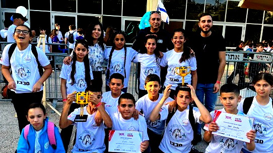 المدرسة الابتدائية د تفوز بالمرتبة الأولى على المستوى القطريّ في التّميّز الهندسيّ