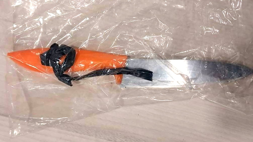 القدس: اعتقال فتى (17 عامًا) بعد ضبط سكين بحوزته - الشرطة: كان ينوي تنفيذ عملية 