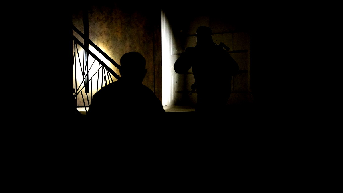 توثيق بالفيديو| اعتقال ثمانية أشخاص من طوبا الزنغرية والرامة والزرازير بشبهة تورطهم باقتحام محل مجوهرات في كفرمندا الشهر المنصرم