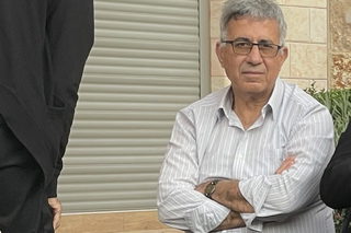 متنفَّس عبرَ القضبان (117)