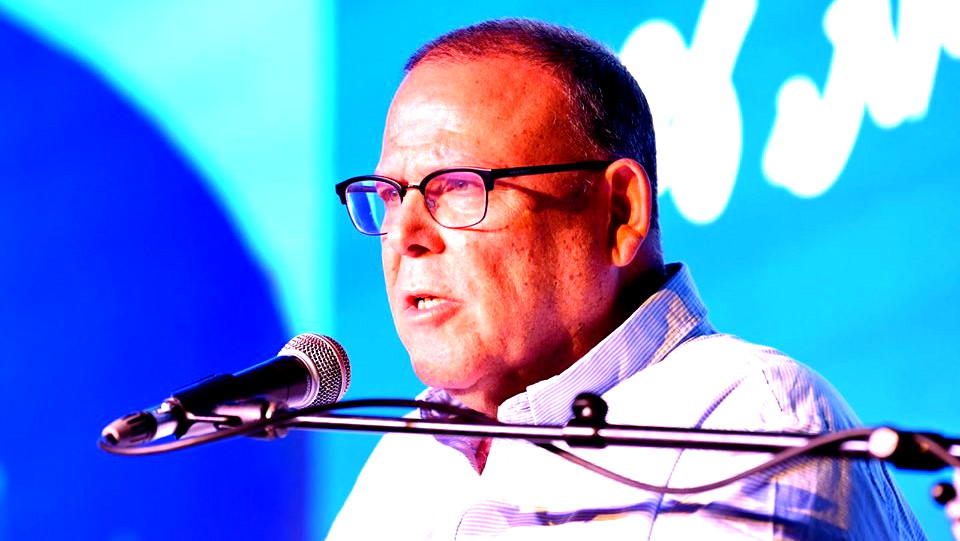 رئيس الهستدروت يناشد رئيس الحكومة الحذر من الفوضى في سوق العمل