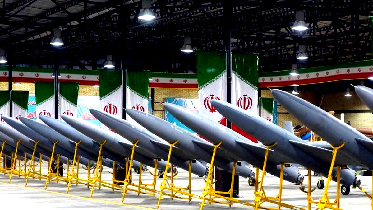 وزير خارجية إيران لنظيريه البريطاني والألمانية: ردنا سيكون سريعا وواسعا إذا غامرت إسرائيل بالرد