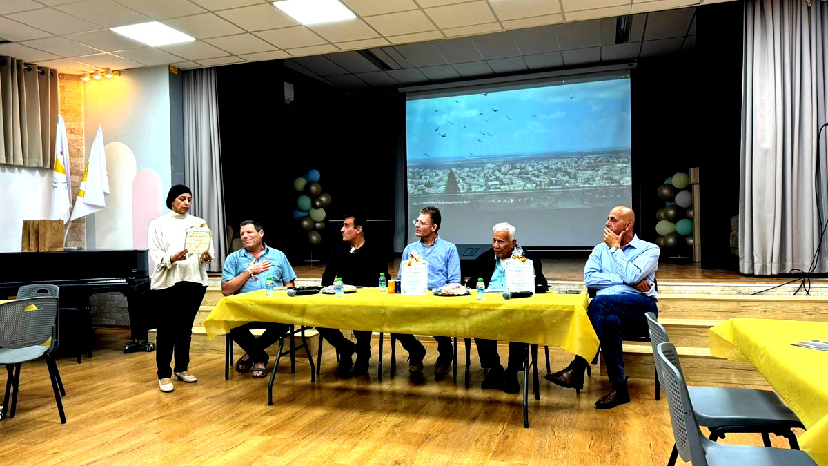 الجماهيري أبوسنان يكرم رئيس ادارته السابق المحامي ميخائيل خوري ورئيس المجلس السابق فوزي مشلب