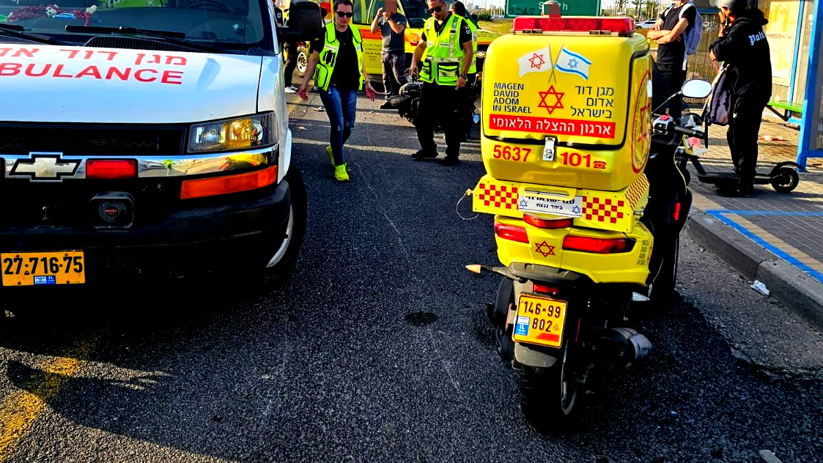 اصابة 3 اشخاص بجراح متفاوتة اثر انزلاق مركبة بالقرب من جلجولية