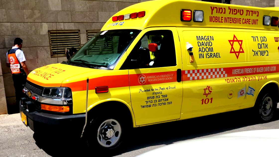 غرق طفل ببركة سباحة بمنطقة طبريا وحالته حرجة