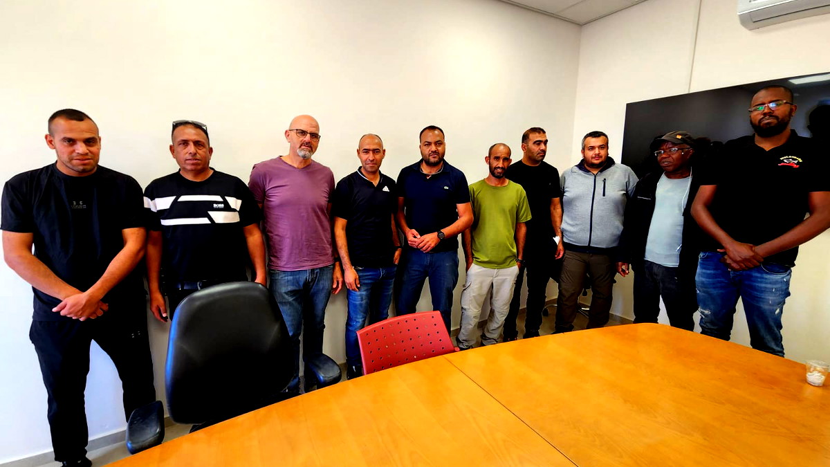 اجتماع عاجل لمتطوعي الطوارئ في القرى العربية بالنقب لتعزيز الاستعداد والاستجابة للتهديدات الأمنية