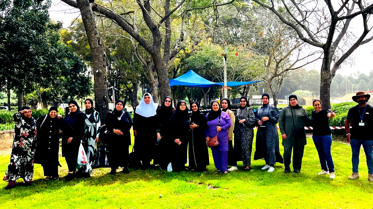 تنظيم جولة تعليمية للنساء العربيات في اللد لتشجيعهن في العمل بشركات كبرى في السوق