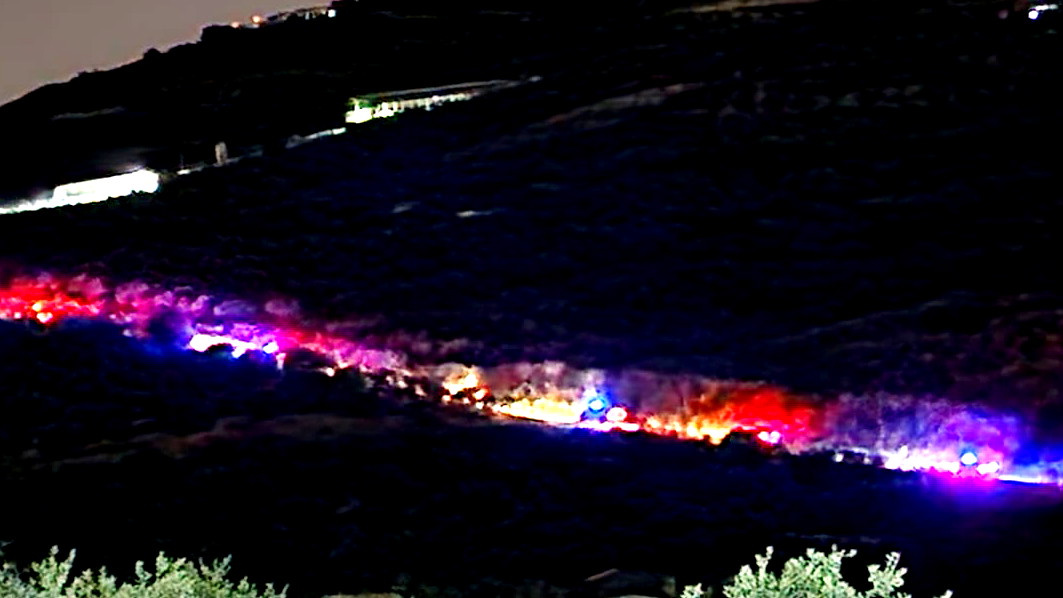 قوات كبيرة من الشرطة تداهم بلدة كفركنا بعد اطلاق نار كثيف ومتواصل