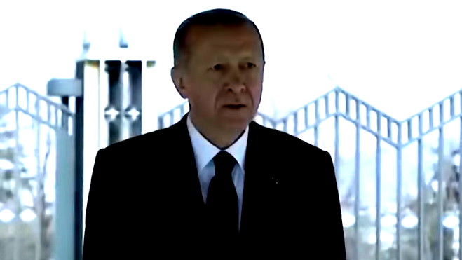 الأولى منذ 12 عامًا- الرئيس التركي رجب طيب اردوغان في زيارة رسمية للعراق... توقيع اتفاقيات وتطوير للعلاقات