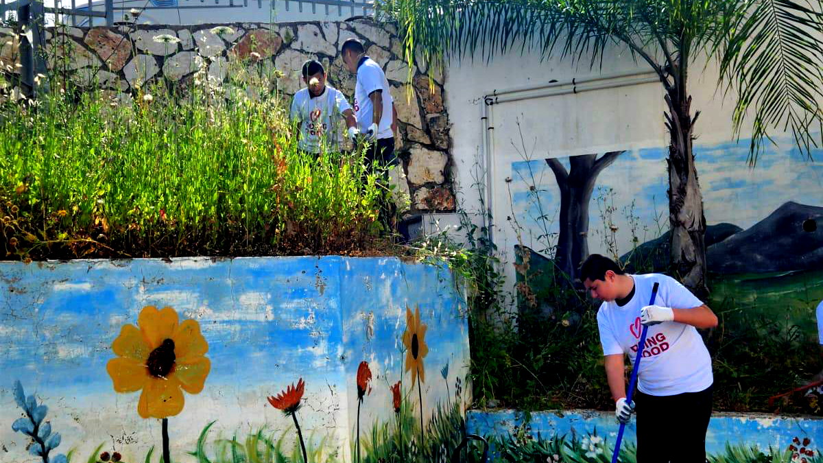 إستمرار الفعاليات التطوعية بالمركز الجماهيري أم الفحم ضمن مشروع الأعمال الخيرية