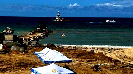 البنتاغون: الولايات المتحدة بدأت بناء رصيف بحري للمساعدات في غزة